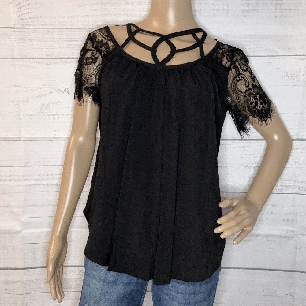 NWOT Black Cut Out Lace Patchwork Short Sleeve Top